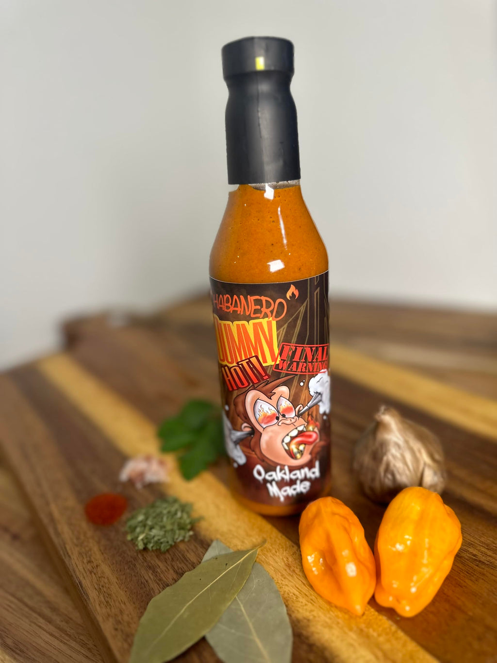 Dummy hot, spicy habanero hot sauce - vegan, perfect for tacos, wings and much more!
